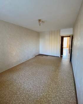 3-к квартира, вторичка, 83м2, 1/9 этаж