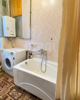 4-к квартира, вторичка, 80м2, 2/4 этаж