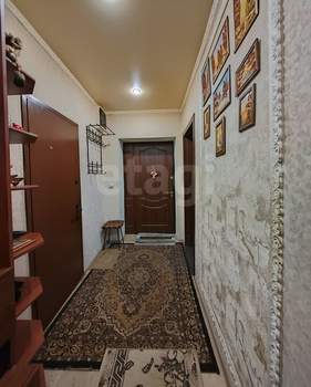 3-к квартира, вторичка, 71м2, 1/4 этаж