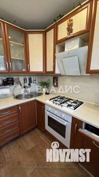 2-к квартира, вторичка, 44м2, 1/4 этаж