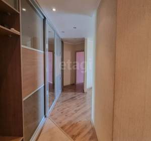 2-к квартира, вторичка, 64м2, 9/9 этаж