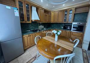 3-к квартира, вторичка, 82м2, 2/4 этаж