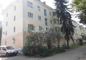 2-к квартира, вторичка, 42м2, 1/4 этаж