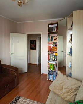 3-к квартира, вторичка, 58м2, 5/5 этаж