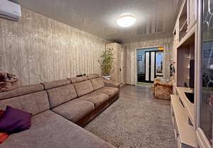 3-к квартира, вторичка, 74м2, 2/10 этаж