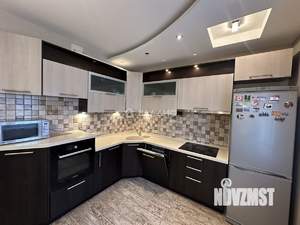 3-к квартира, вторичка, 100м2, 7/9 этаж