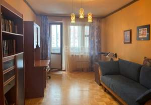 3-к квартира, вторичка, 70м2, 8/10 этаж