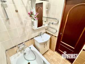 2-к квартира, вторичка, 61м2, 2/10 этаж