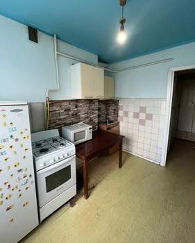 2-к квартира, вторичка, 43м2, 1/9 этаж