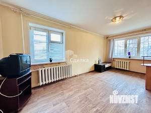 2-к квартира, вторичка, 42м2, 1/5 этаж