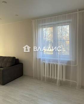 2-к квартира, вторичка, 43м2, 3/5 этаж