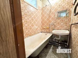 2-к квартира, вторичка, 42м2, 5/5 этаж