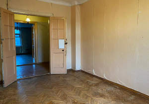 3-к квартира, вторичка, 82м2, 1/3 этаж