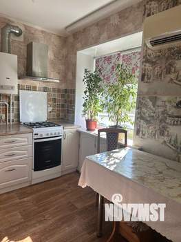 2-к квартира, вторичка, 44м2, 3/5 этаж