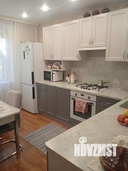 2-к квартира, вторичка, 61м2, 1/10 этаж