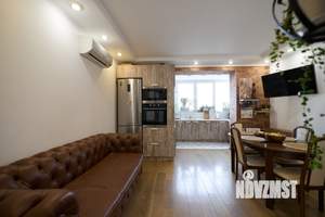 3-к квартира, вторичка, 88м2, 10/17 этаж