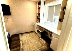 2-к квартира, вторичка, 43м2, 1/5 этаж