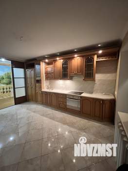 3-к квартира, вторичка, 101м2, 1/5 этаж