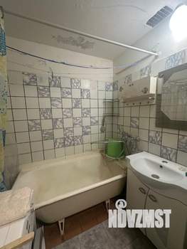 2-к квартира, вторичка, 47м2, 1/4 этаж