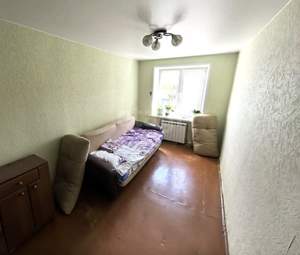 3-к квартира, вторичка, 55м2, 3/3 этаж