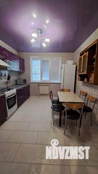 2-к квартира, вторичка, 60м2, 1/5 этаж