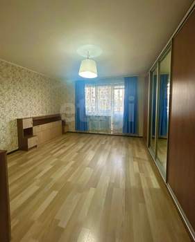 3-к квартира, вторичка, 81м2, 1/5 этаж