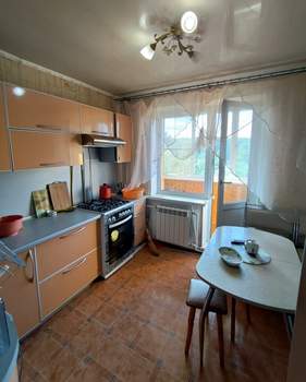 3-к квартира, вторичка, 70м2, 5/5 этаж