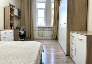 4-к квартира, вторичка, 103м2, 4/4 этаж