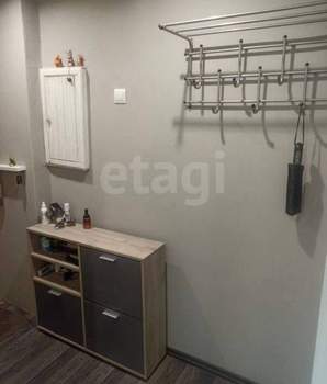 2-к квартира, вторичка, 43м2, 1/5 этаж