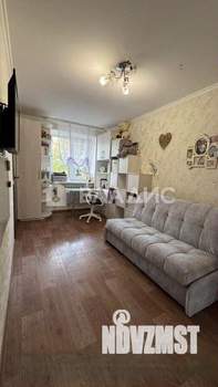 2-к квартира, вторичка, 44м2, 1/4 этаж