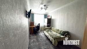 2-к квартира, вторичка, 42м2, 1/4 этаж