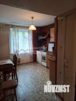 3-к квартира, вторичка, 68м2, 1/5 этаж