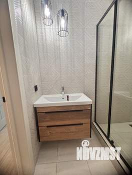 2-к квартира, вторичка, 64м2, 1/3 этаж