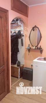 2-к квартира, вторичка, 42м2, 1/9 этаж