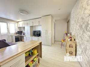 3-к квартира, вторичка, 58м2, 2/5 этаж