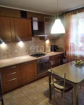 2-к квартира, вторичка, 62м2, 2/10 этаж