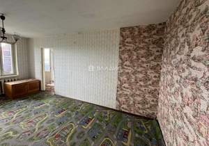 3-к квартира, вторичка, 52м2, 9/9 этаж