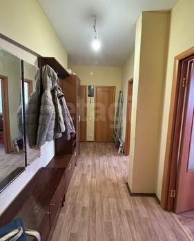 2-к квартира, вторичка, 57м2, 1/3 этаж