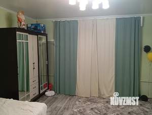 3-к квартира, вторичка, 83м2, 2/2 этаж