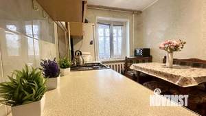 3-к квартира, вторичка, 60м2, 1/9 этаж