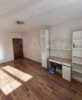 3-к квартира, вторичка, 93м2, 1/6 этаж