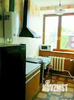 3-к квартира, вторичка, 56м2, 4/4 этаж