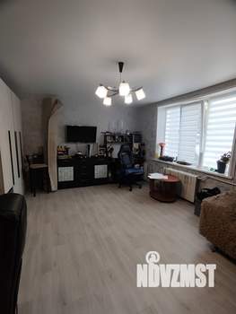 2-к квартира, вторичка, 64м2, 1/2 этаж