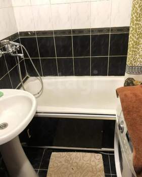 3-к квартира, вторичка, 60м2, 8/9 этаж
