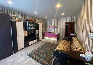 3-к квартира, вторичка, 120м2, 1/3 этаж