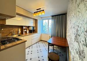 3-к квартира, вторичка, 63м2, 6/9 этаж