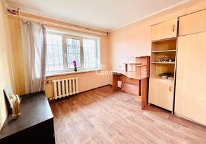 2-к квартира, вторичка, 42м2, 1/5 этаж