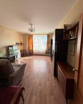 2-к квартира, вторичка, 57м2, 1/3 этаж