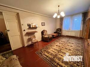 3-к квартира, вторичка, 82м2, 2/2 этаж