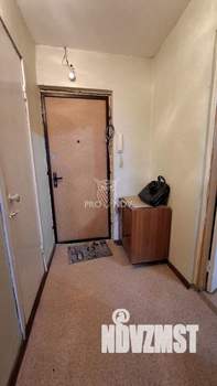 1-к квартира, вторичка, 33м2, 9/9 этаж